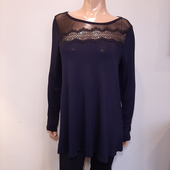TAHARI Sheer Mesh Lace Asymmetric Long Sleeve Tunic Top Flowy Rayon - Picture 9 of 11